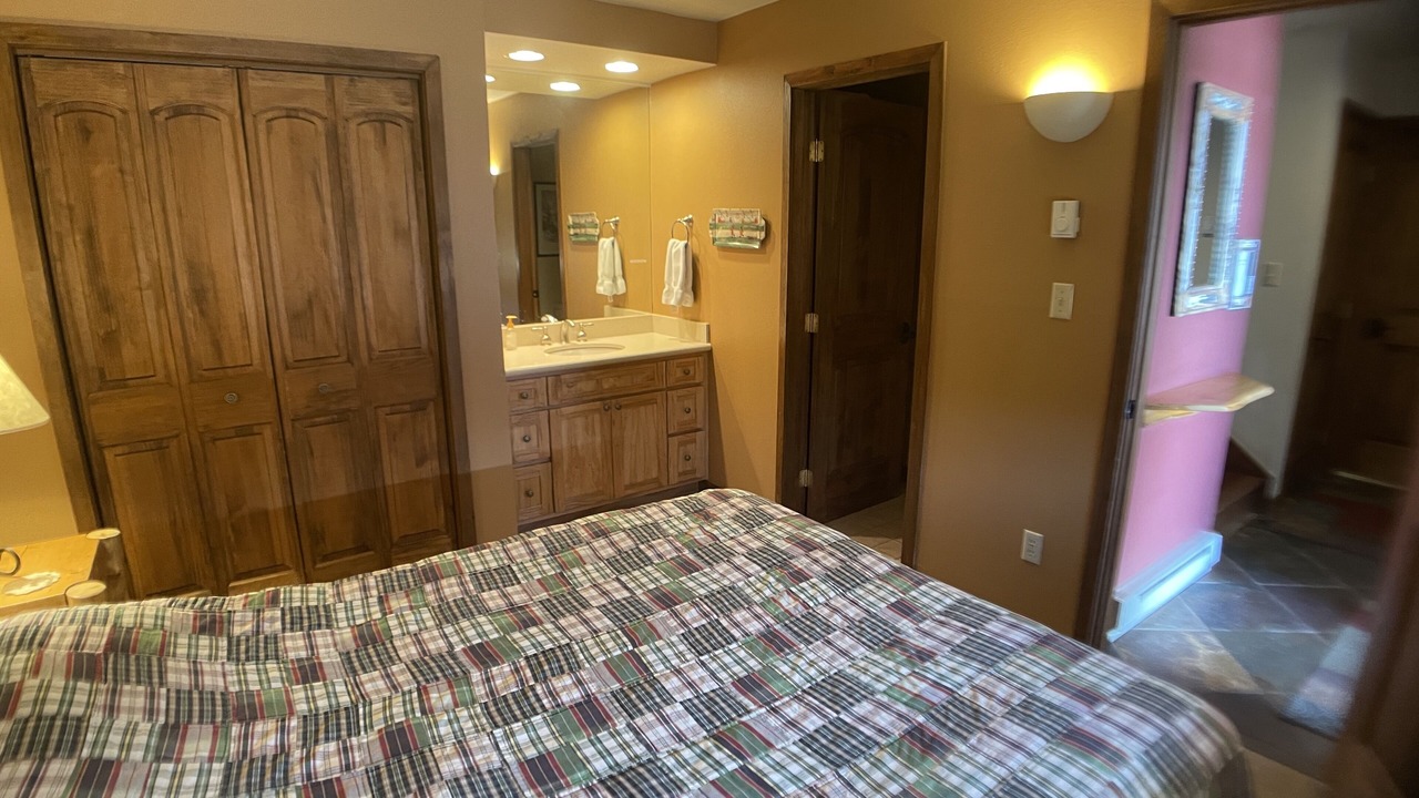 Photo of Bedroom in Crested Butte