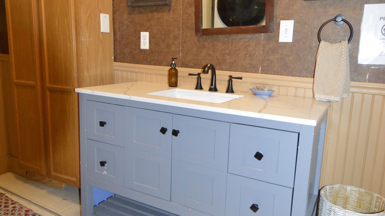 Photo of Bathroom in Silverton
