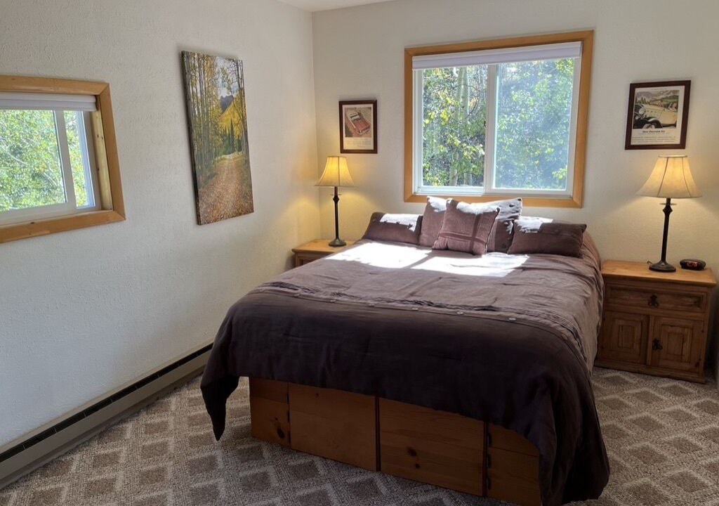 Photo of Bedroom in Garfield