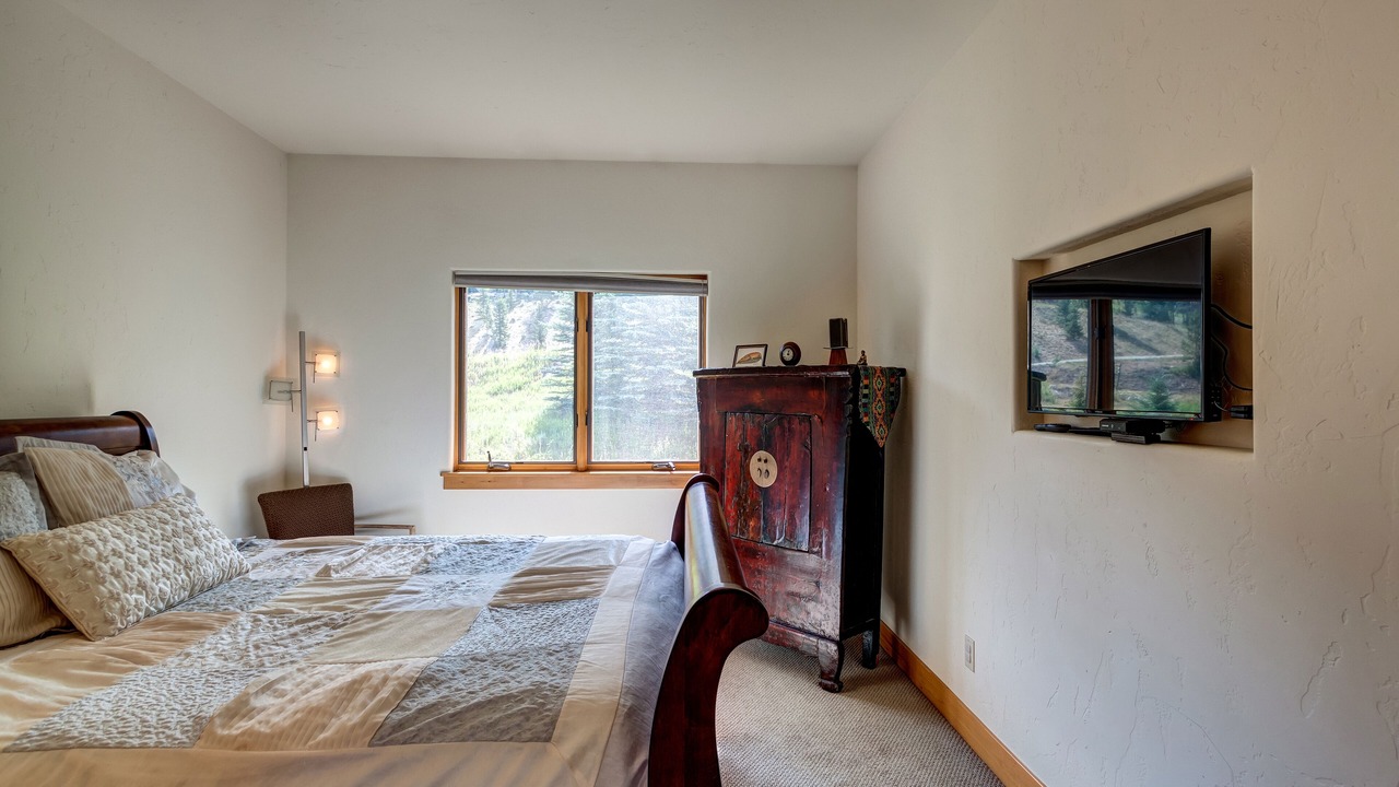 Photo of Bedroom in Breckenridge