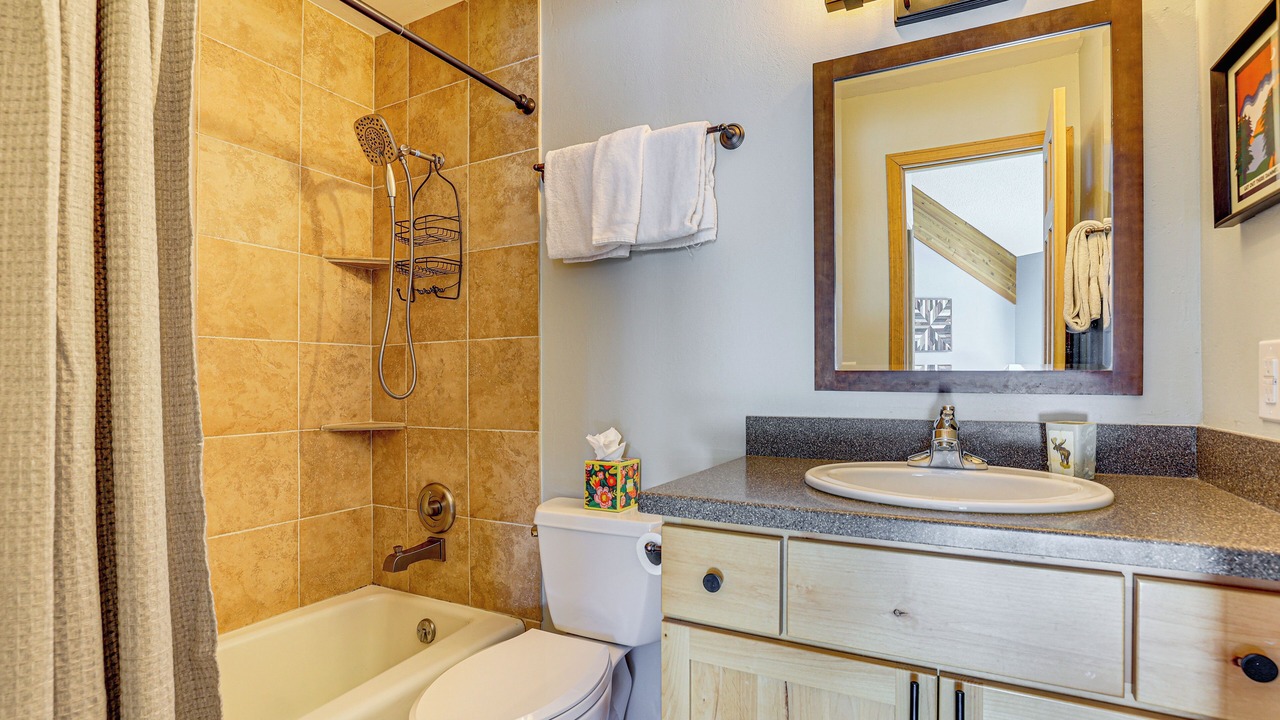 Photo of Bathroom in Wildernest