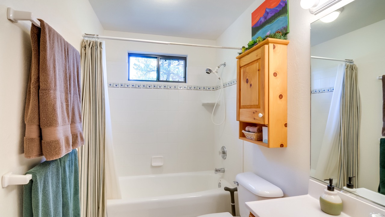 Photo of Bathroom in Twin Creek Village