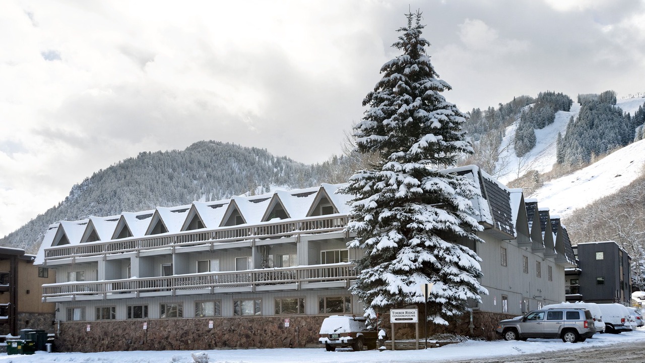 Photo of Others in Aspen