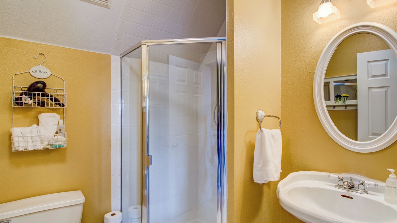 Photo of Bathroom in Longmont