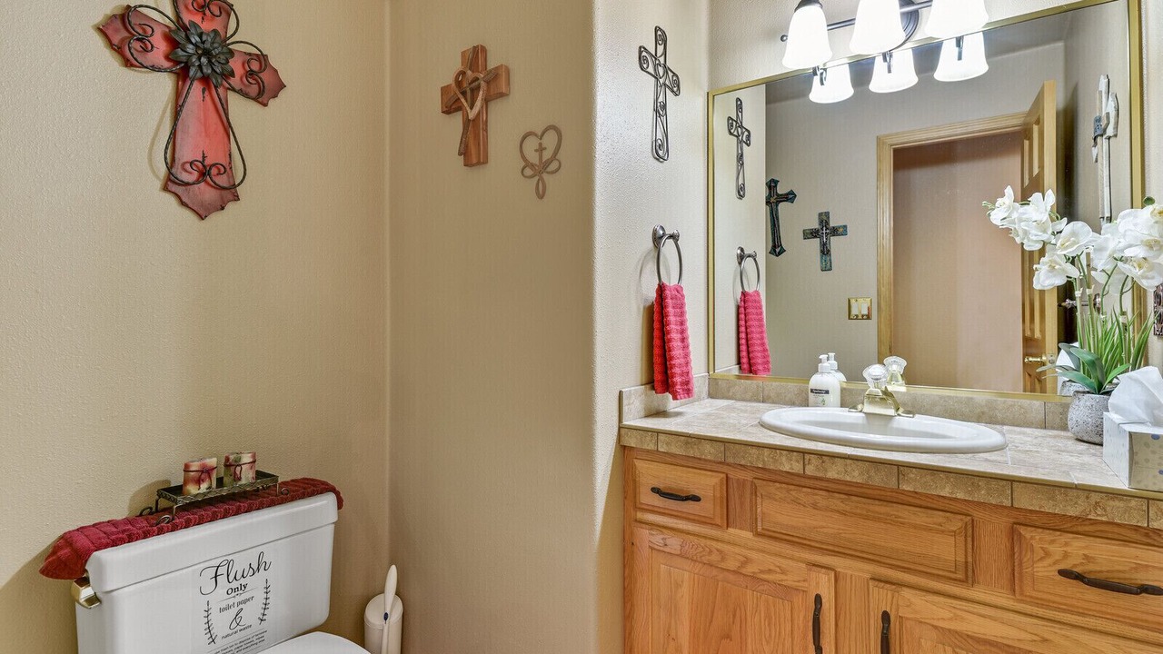 Photo of Bathroom in Mountain Shadows