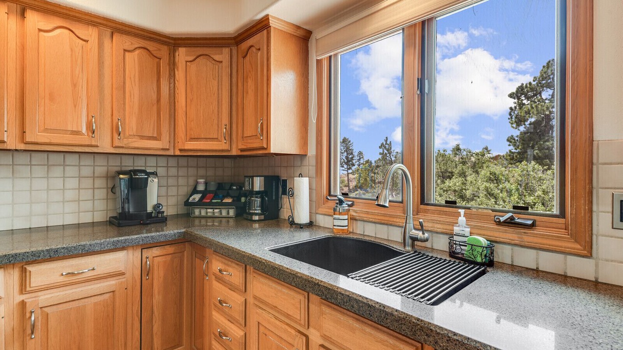 Photo of Kitchen in Mountain Shadows