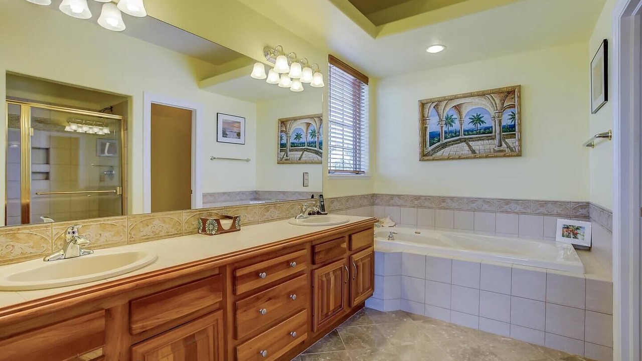 Photo of Bathroom in Monument
