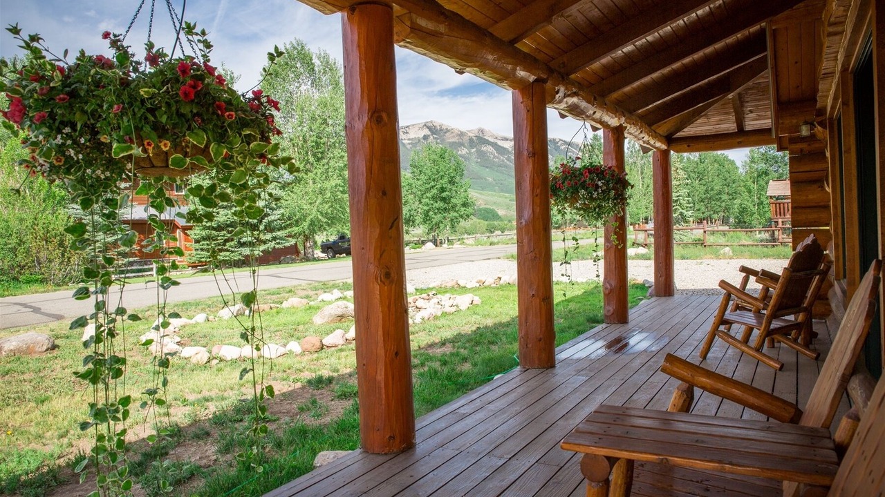 Photo of Patio Balcony in Crested Butte South
