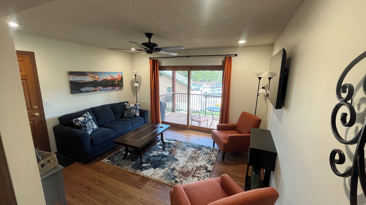 Photo of Livingroom in Estes Park