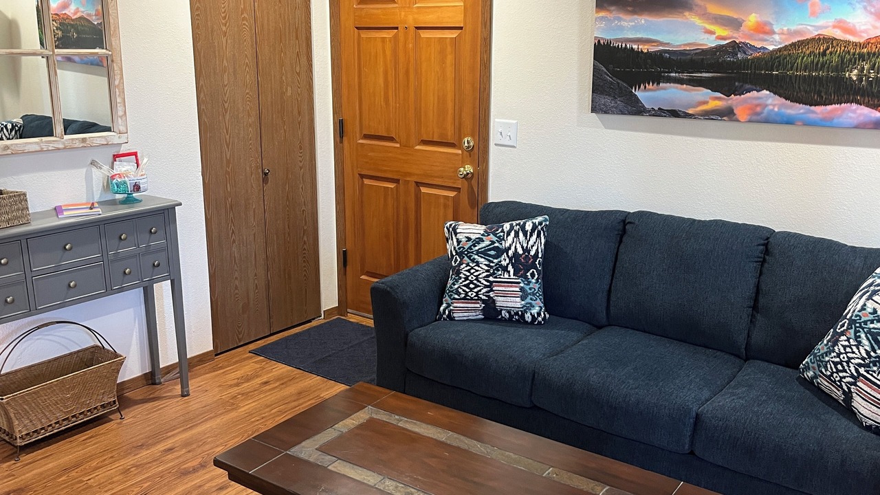 Photo of Livingroom in Estes Park