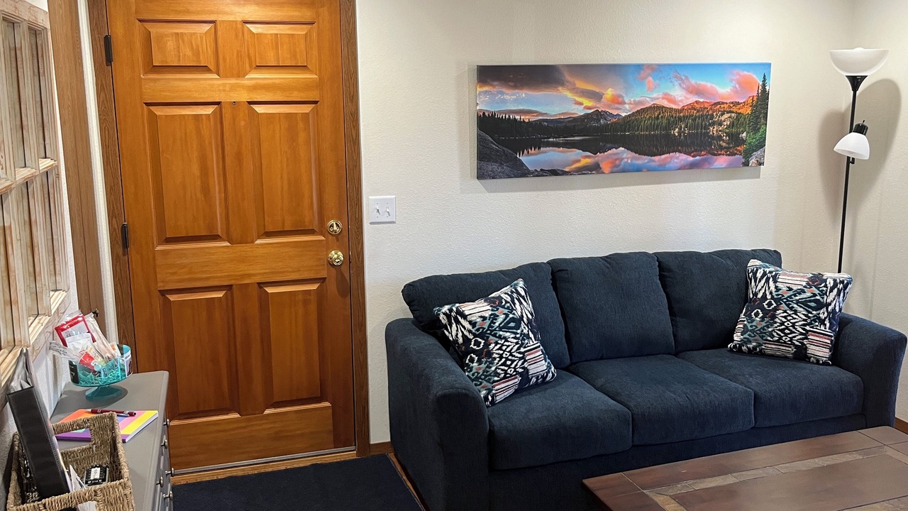 Photo of Livingroom in Estes Park