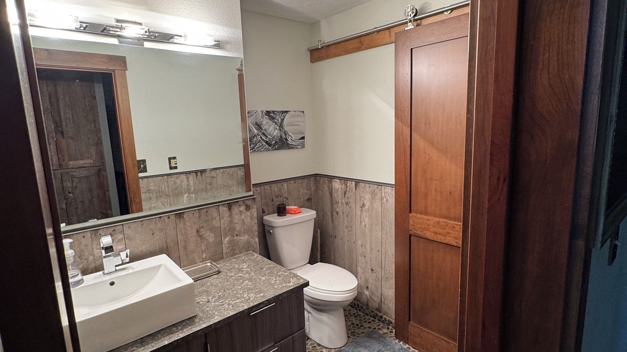 Photo of Bathroom in Hermosa