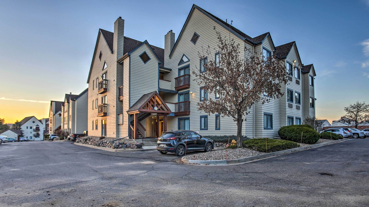 Photo of Outdoor in Englewood