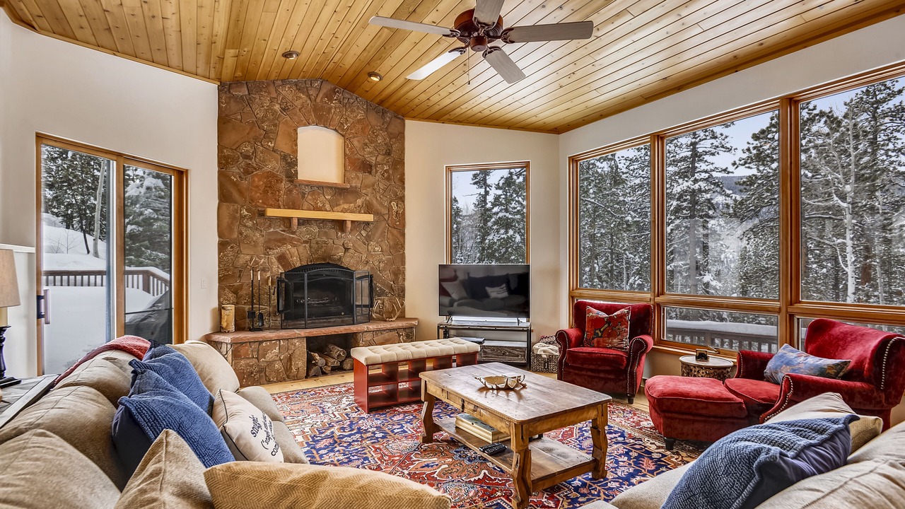 Photo of Livingroom in Purgatory