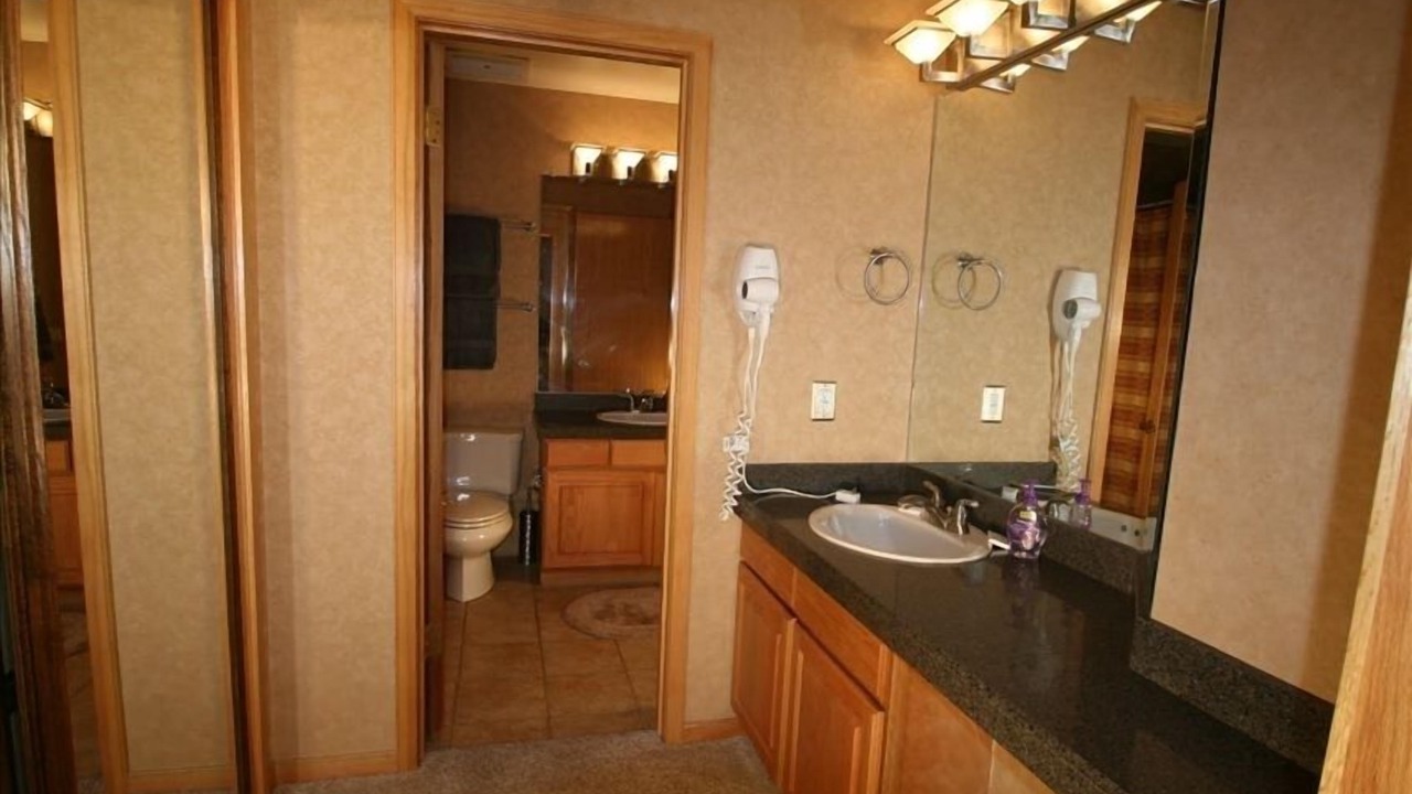 Photo of Bathroom in Mountain House