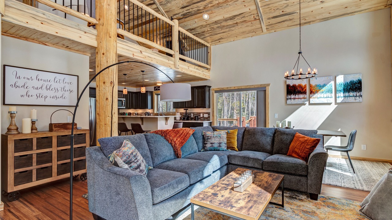 Photo of Livingroom in Fairplay