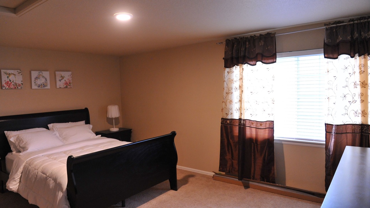 Photo of Bedroom in Dupont