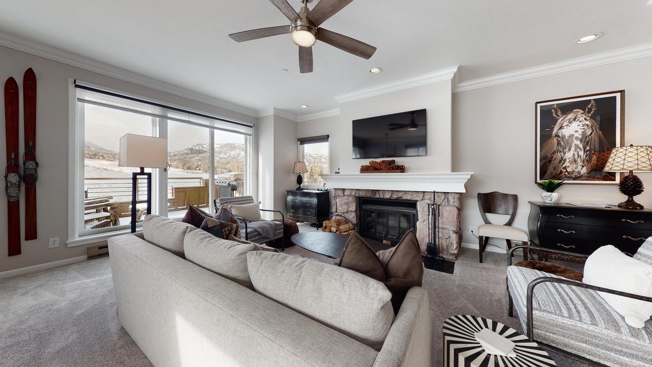 Photo of Livingroom in Snowmass Village