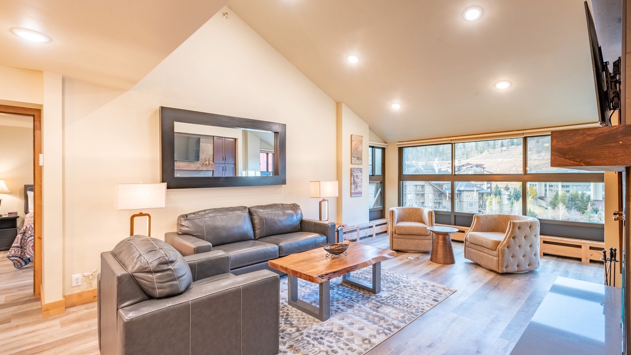 Photo of Livingroom in Copper Mountain Village