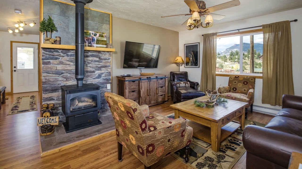 Photo of Bedroom in Estes Park