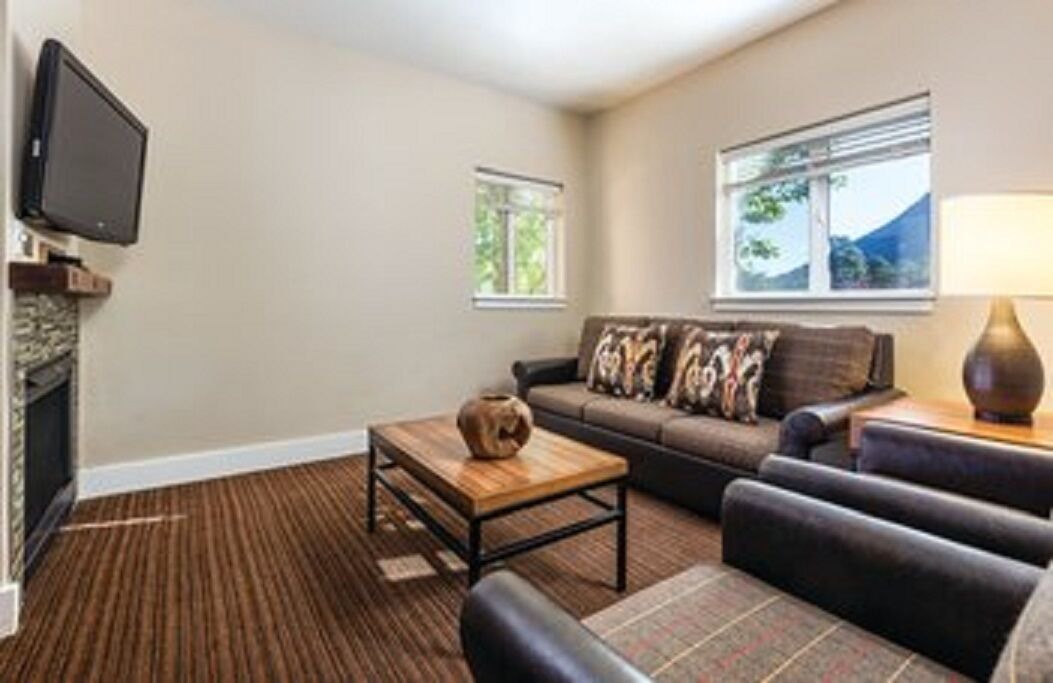 Photo of Livingroom in Estes Park