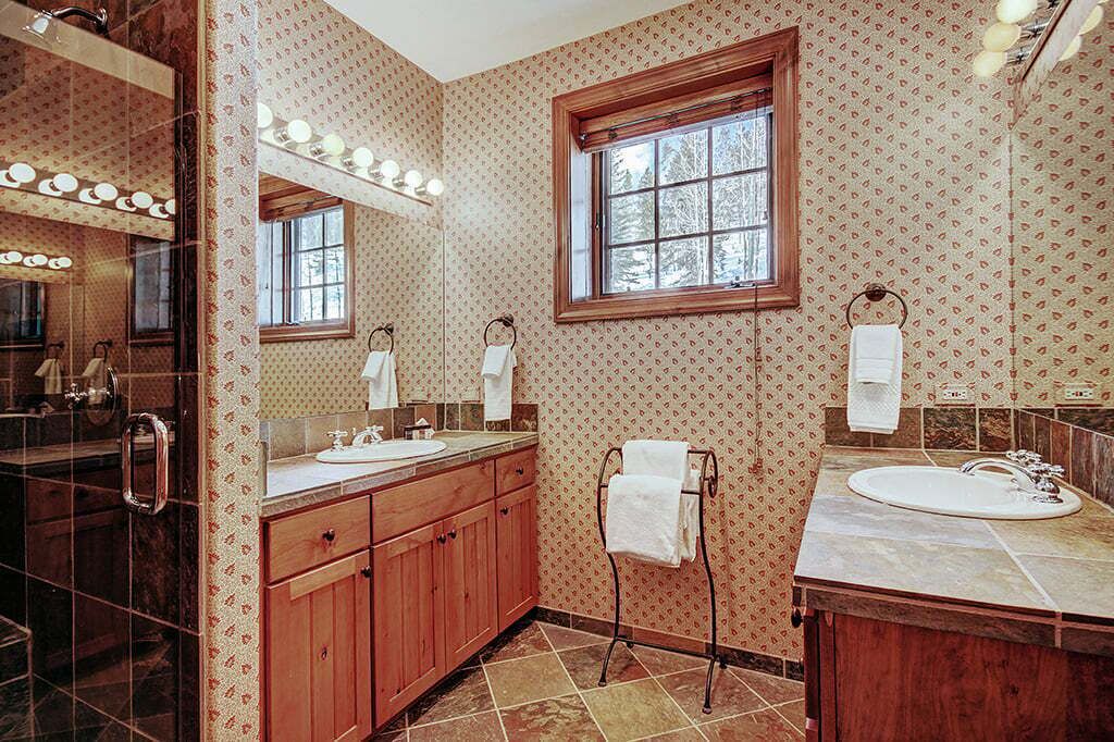 Photo of Bathroom in Breckenridge