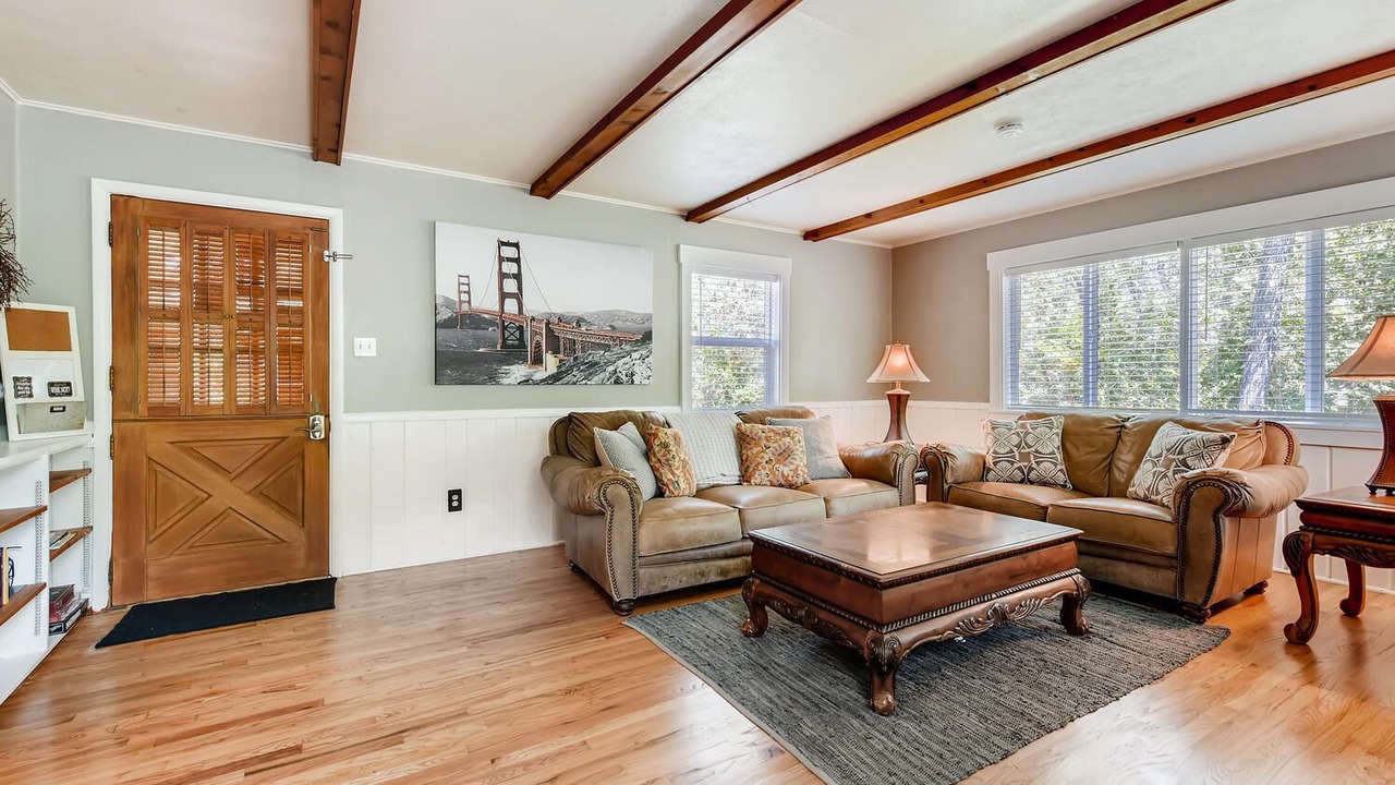 Photo of Bedroom in Broadmoor