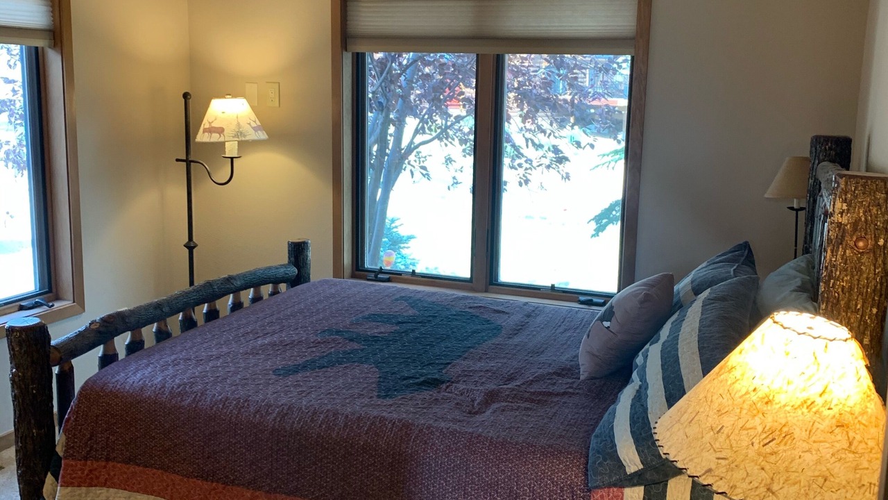 Photo of Bedroom in Estes Park
