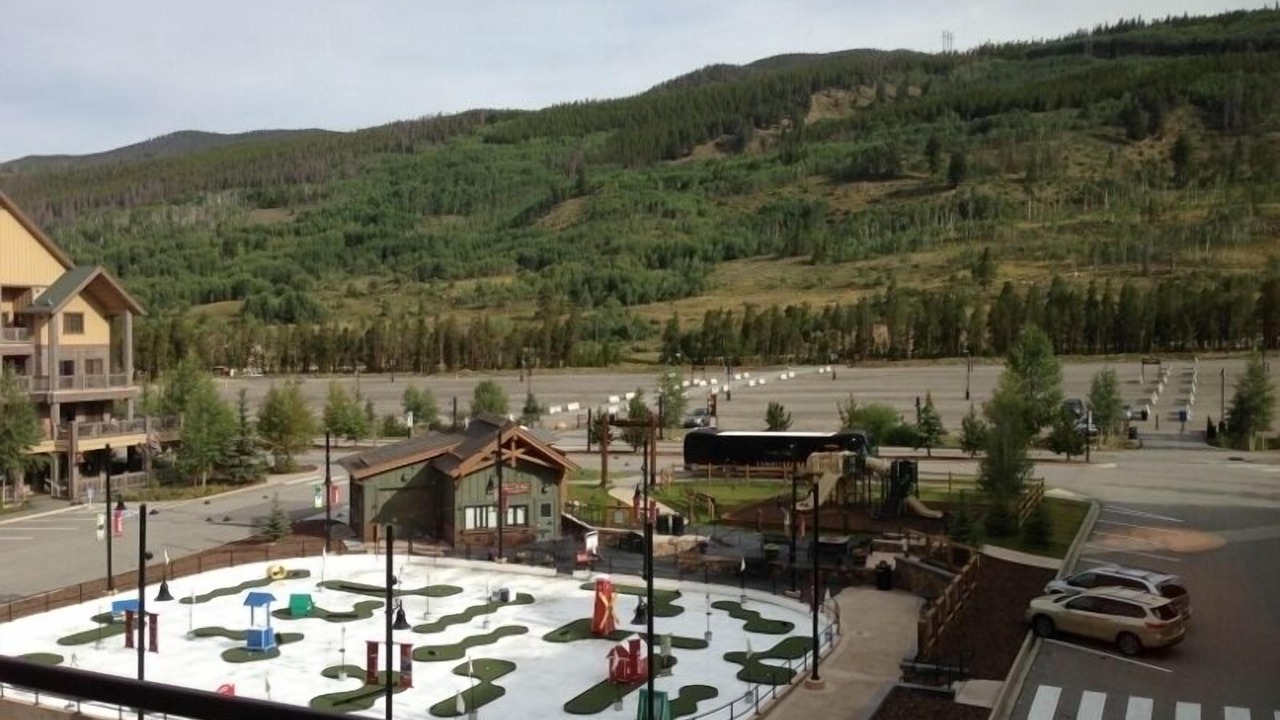 Photo of Outdoor in River Run
