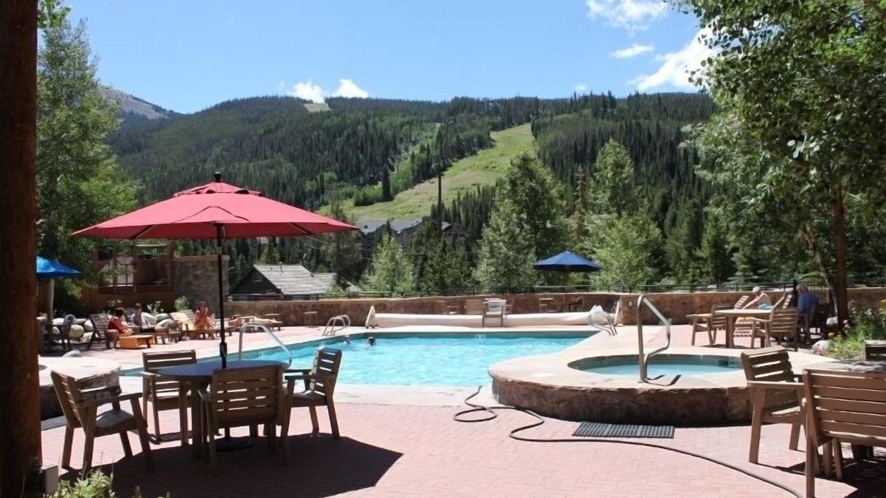 Photo of Outdoor in River Run
