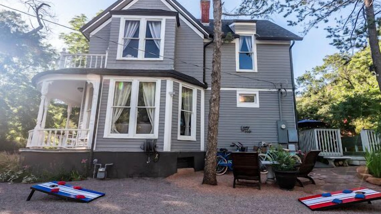 Photo of Outdoor in Manitou Springs Historic District