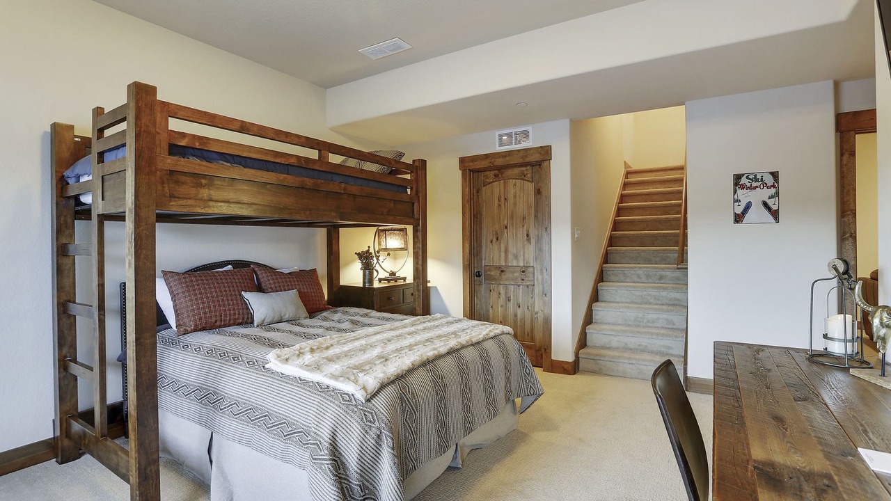Photo of Bedroom in Rendezvous