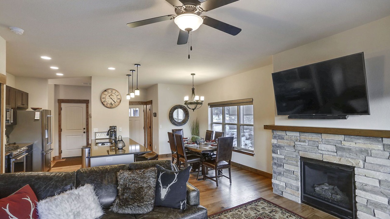 Photo of Livingroom in Rendezvous