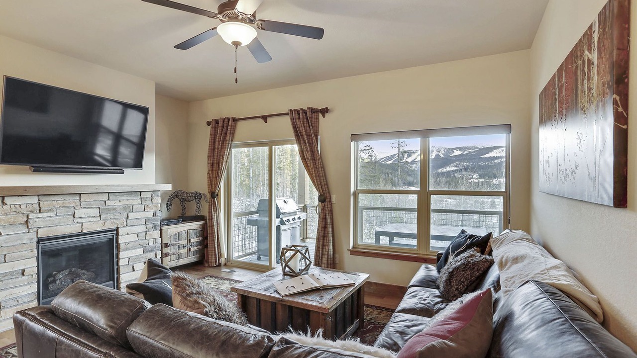 Photo of Livingroom in Rendezvous