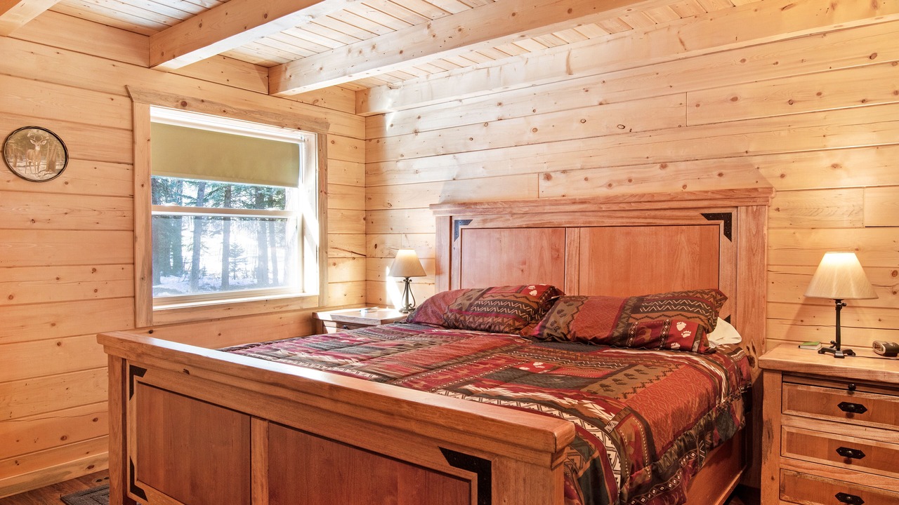 Photo of Bedroom in South Fork