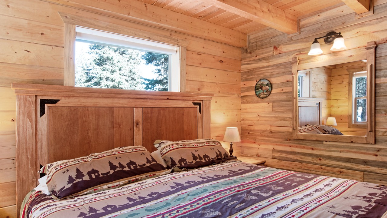 Photo of Bedroom in South Fork