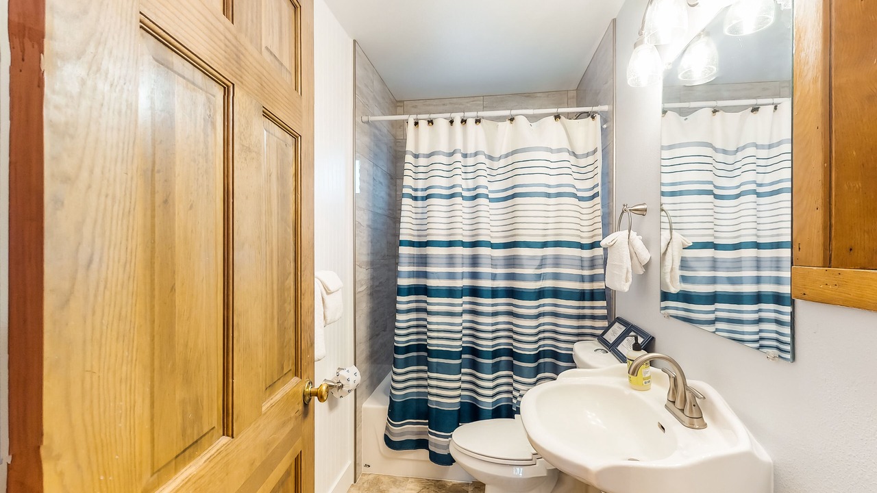 Photo of Bathroom in Woodland Park