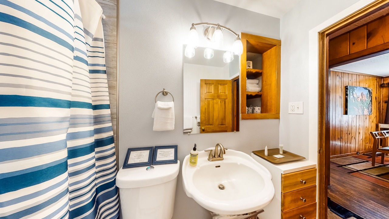 Photo of Bathroom in Woodland Park