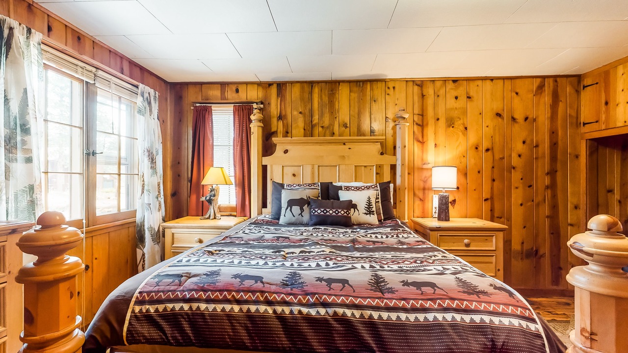 Photo of Bedroom in Woodland Park