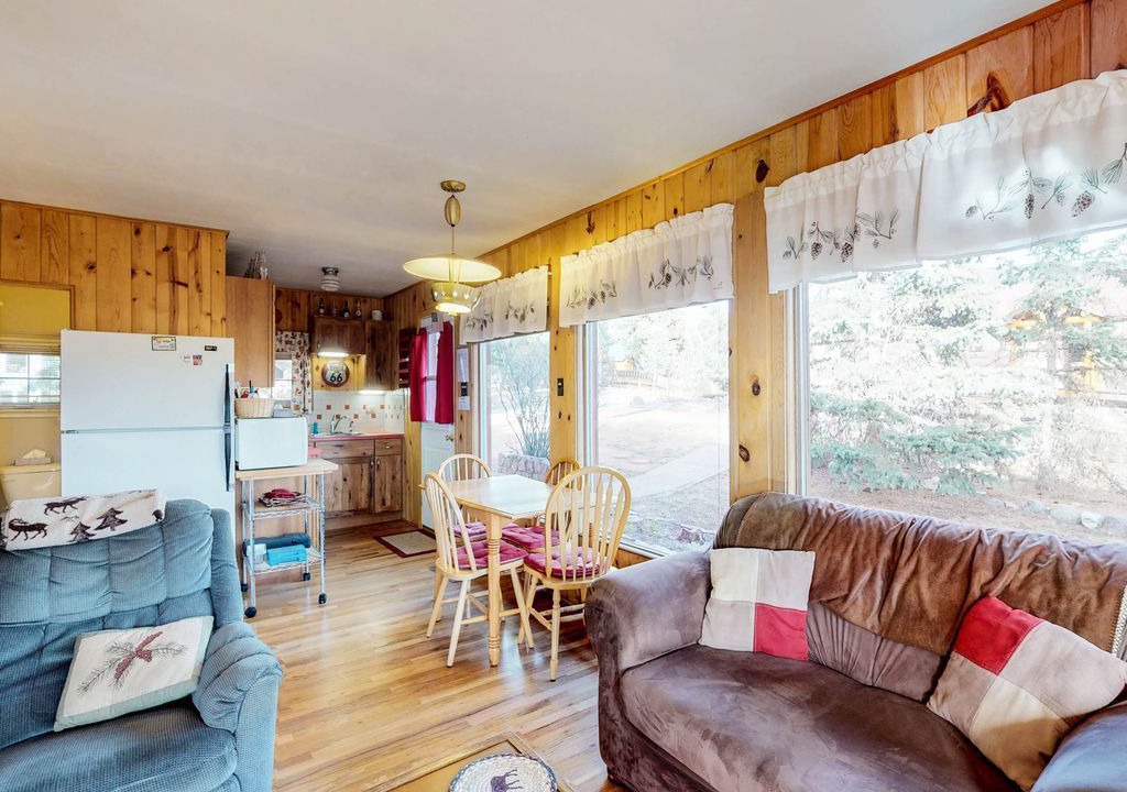 Photo of Livingroom in Woodland Park