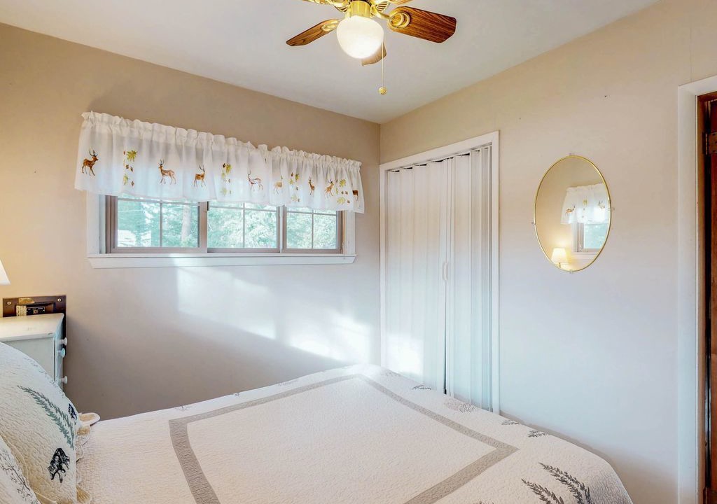 Photo of Bedroom in Woodland Park
