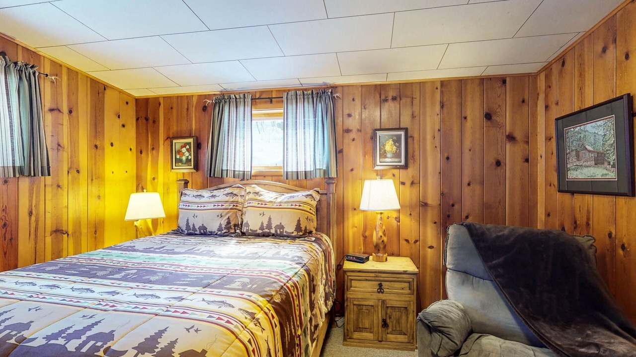 Photo of Bedroom in Green Mountain Falls