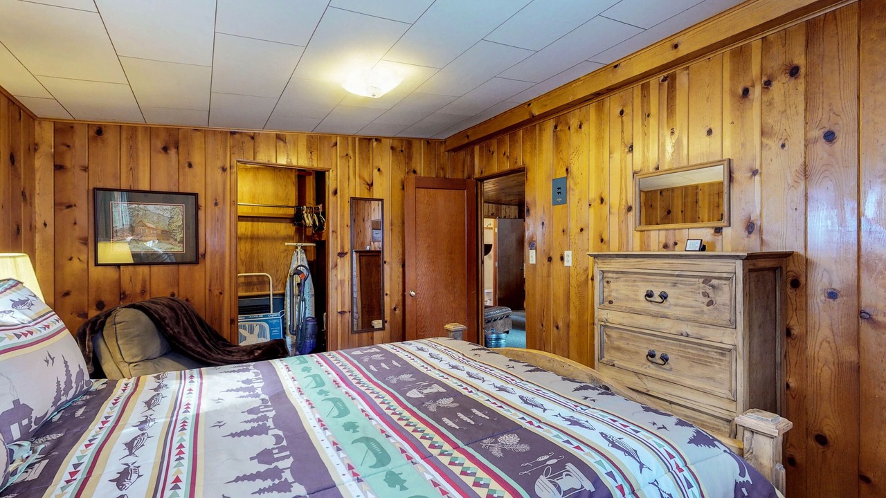 Photo of Bedroom in Green Mountain Falls