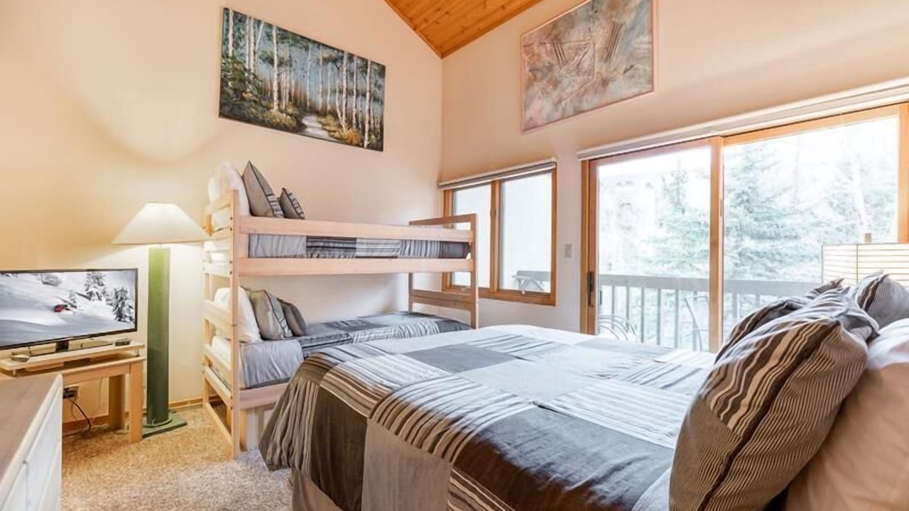 Photo of Bedroom in Beaver Creek