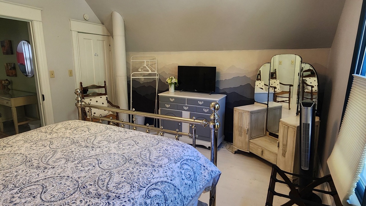 Photo of Bedroom in Silverton
