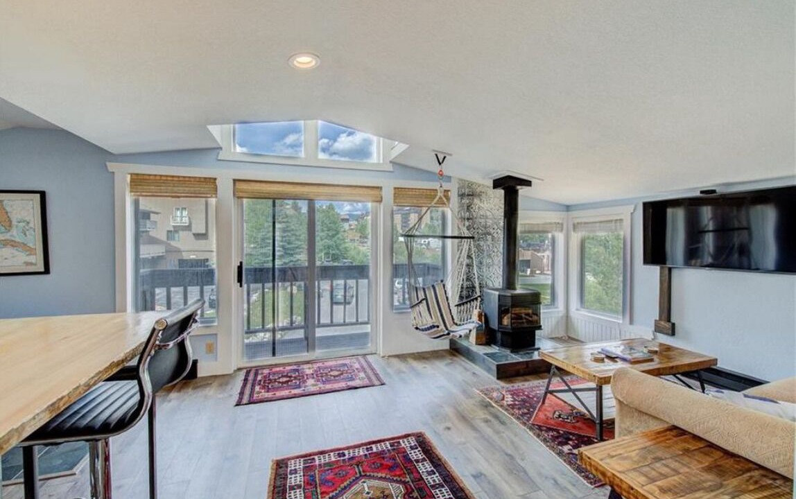Photo of Livingroom in Copper Mountain Village