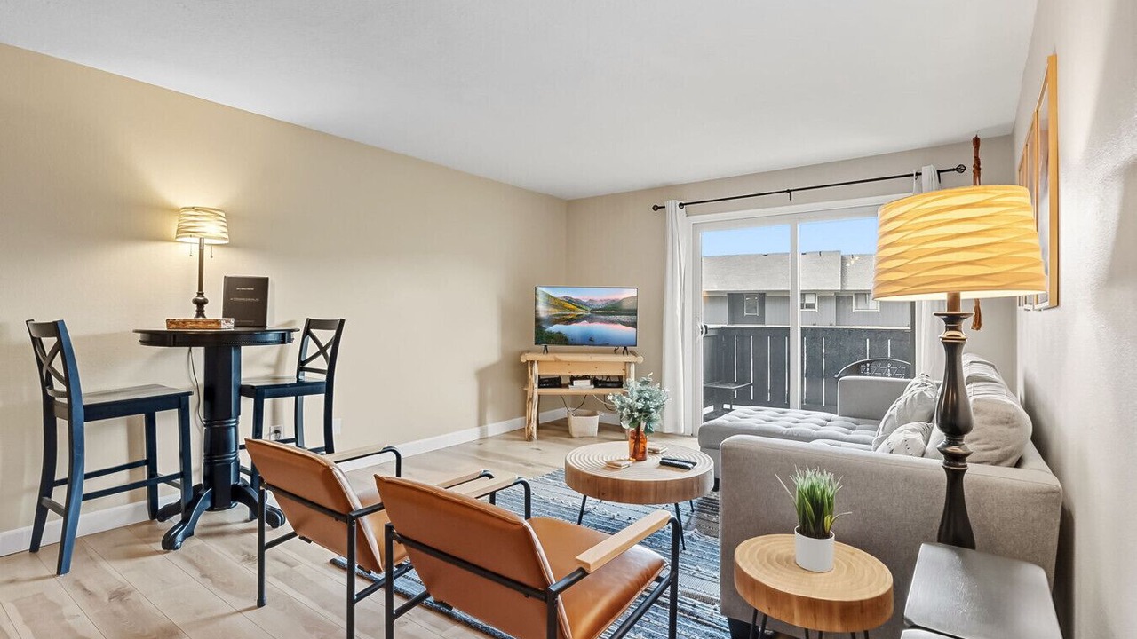 Photo of Livingroom in Dillon