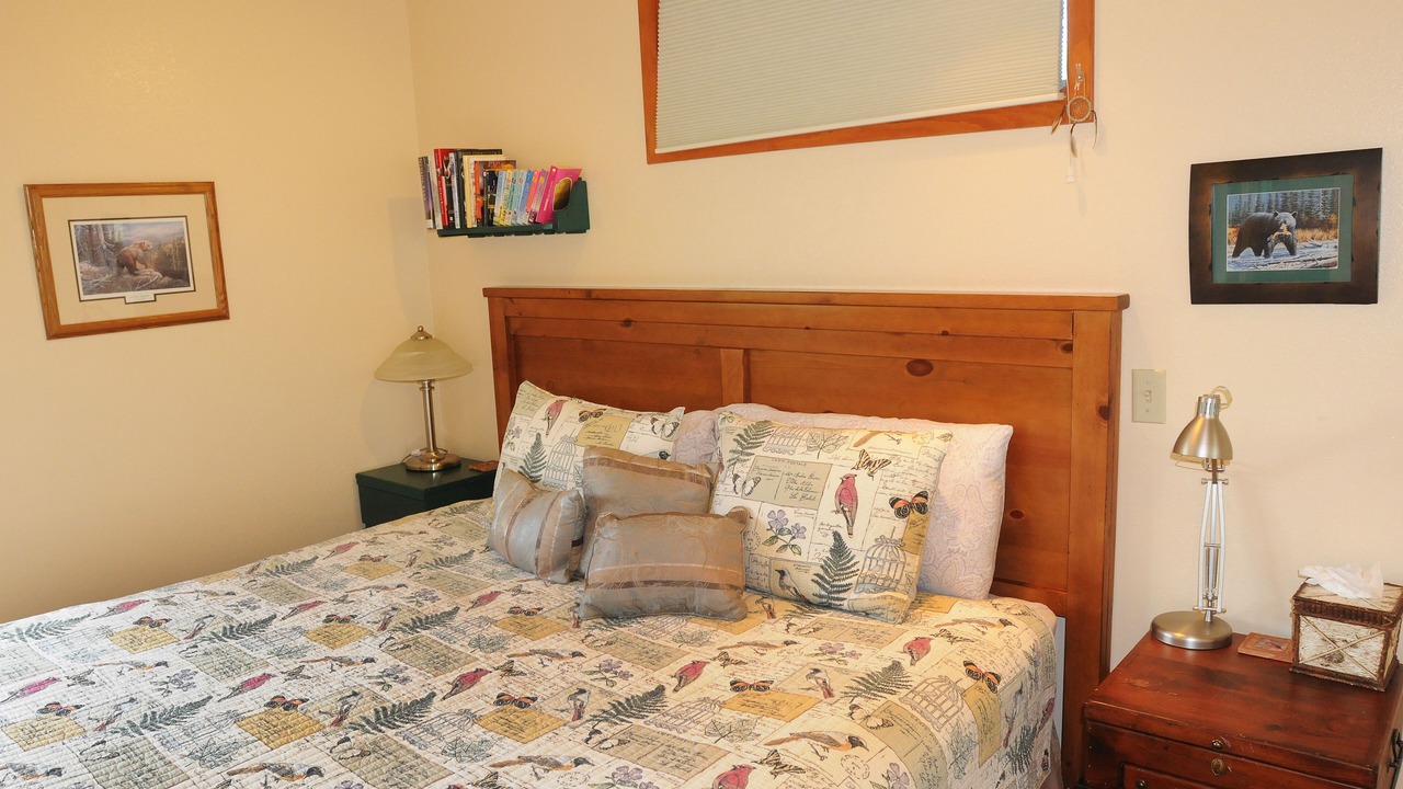 Photo of Bedroom in Glenwood Springs