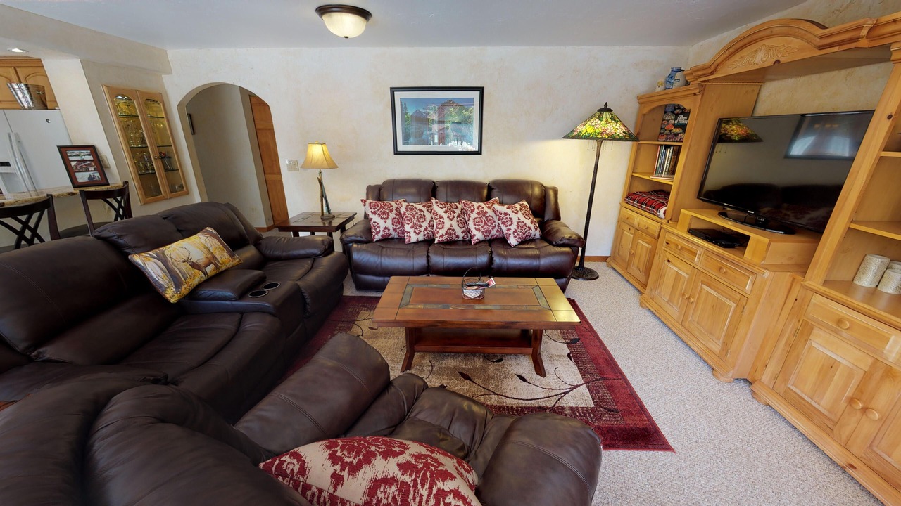 Photo of Livingroom in Vail