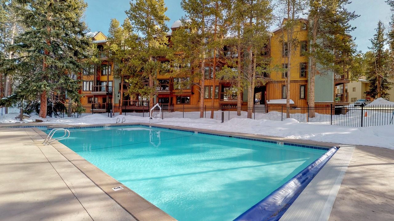 Photo of Outdoor in Peak 9